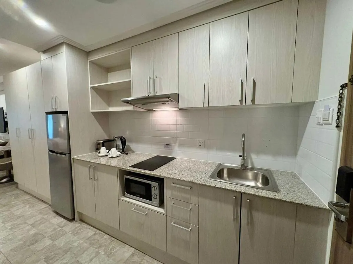 Sheryll Escapes - La Grande Phase 2, Grand Studio 516 With Balcony, Wifi & Netflix Ángeles Apartamento