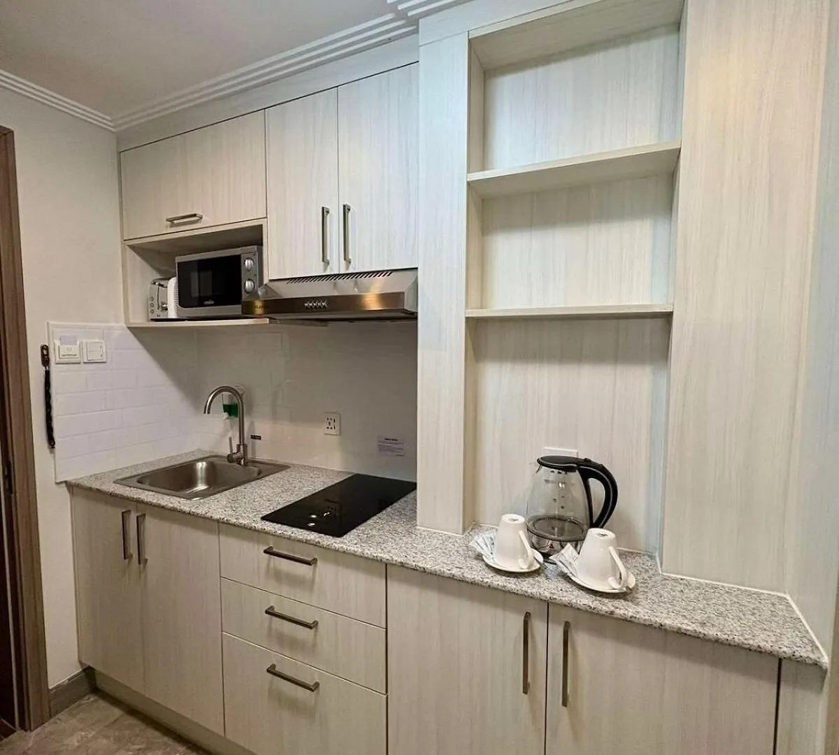 Sheryll Escapes - La Grande Phase 2, Grand Studio 516 With Balcony, Wifi & Netflix Ángeles Filipinas